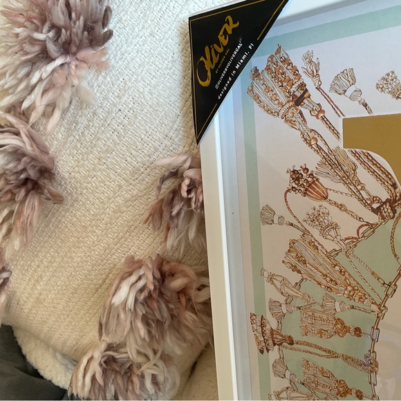 Louis Vuitton gold foil print by Oliver Gal - Picture 4 of 4